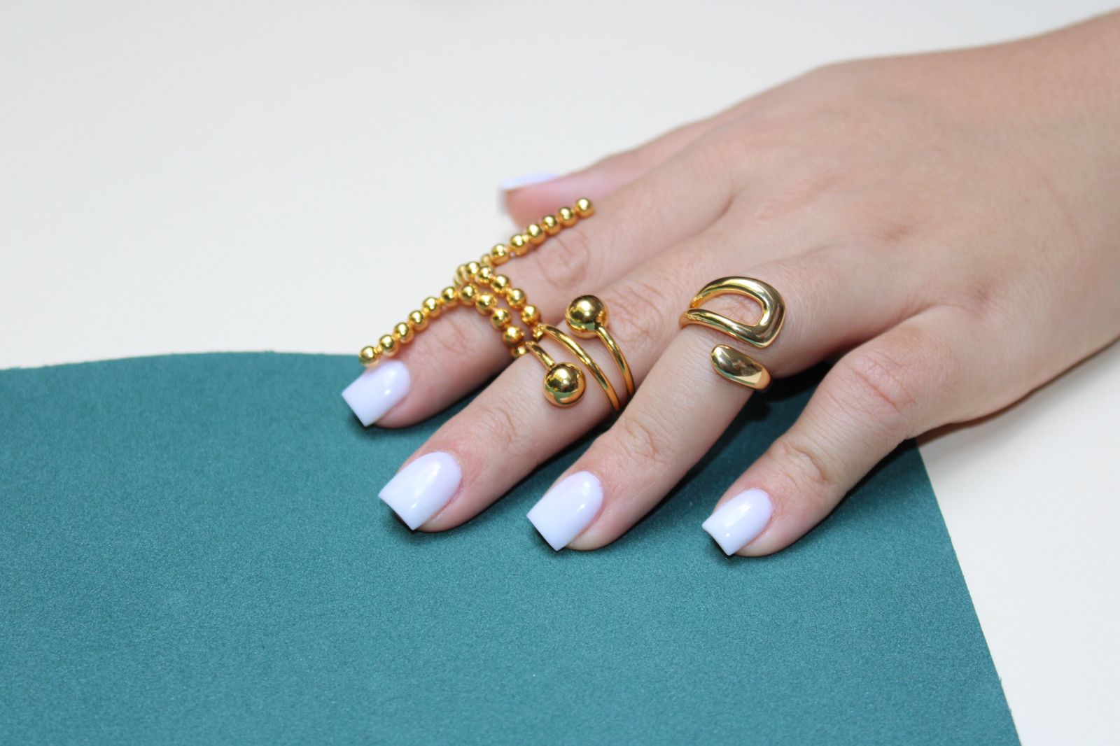 Anillos