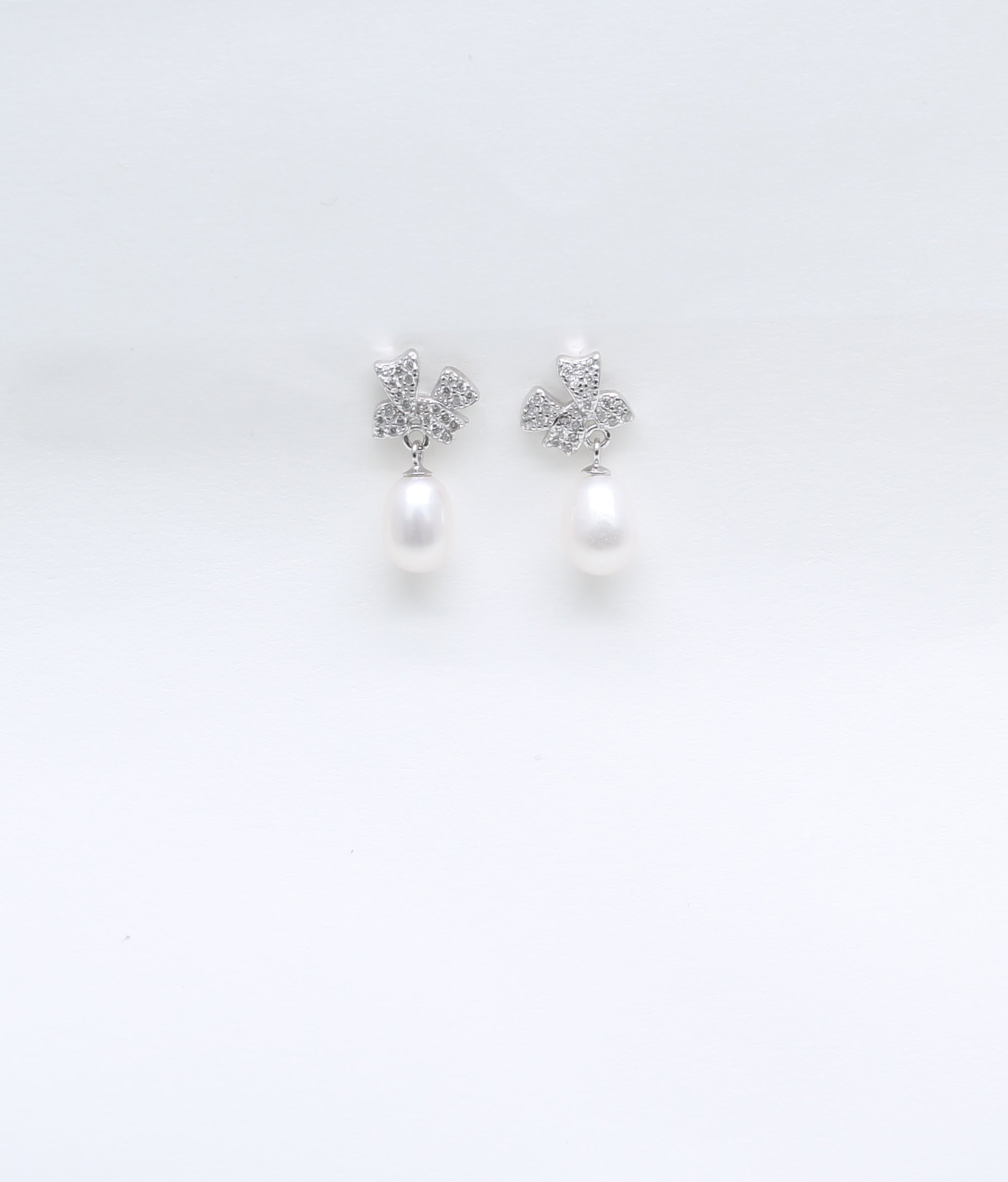 Aretes